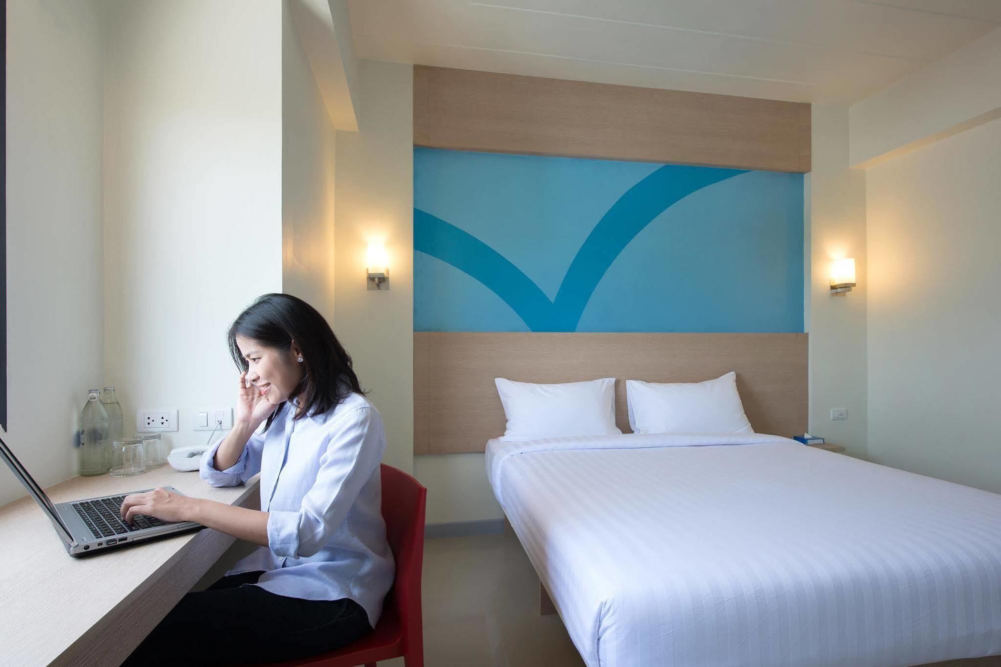 Hop Inn Phuket Extérieur photo